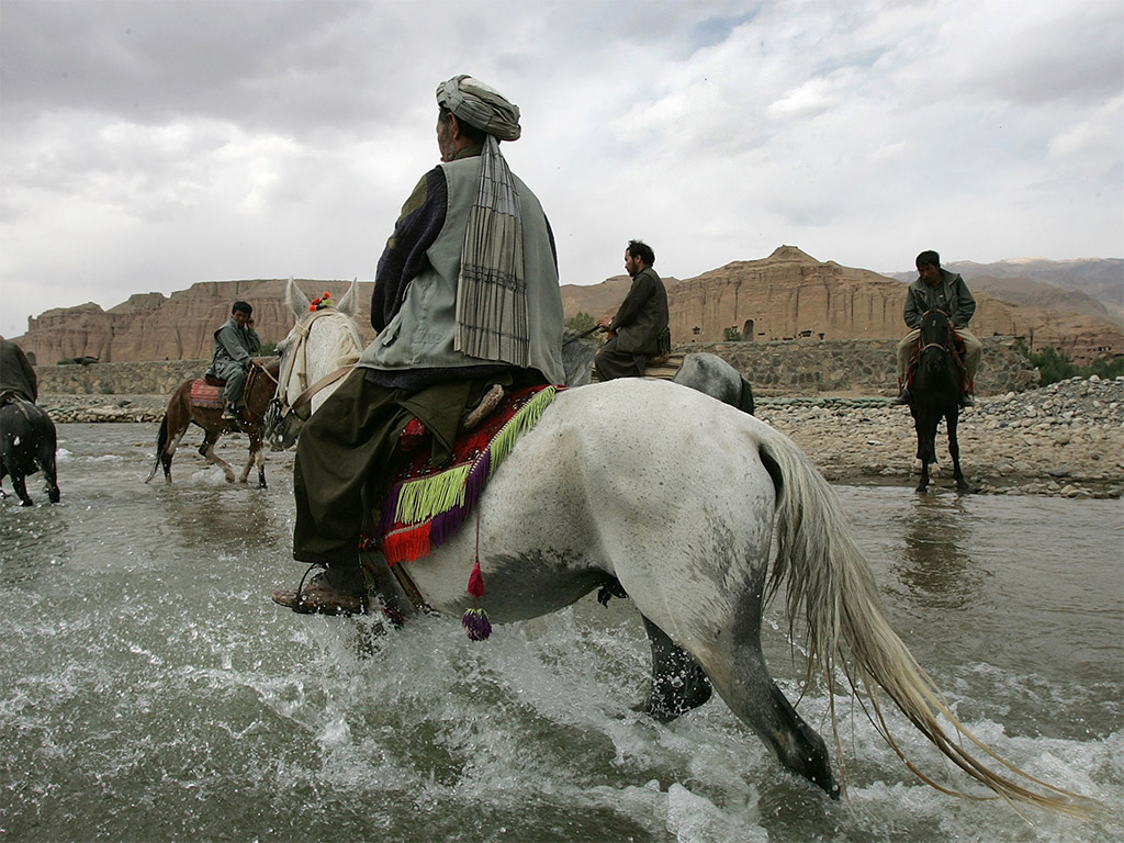 A testy band of Afghan horsemen challenged Hanbury-Tenison on his travels. Luckily he was able to build rapport with them