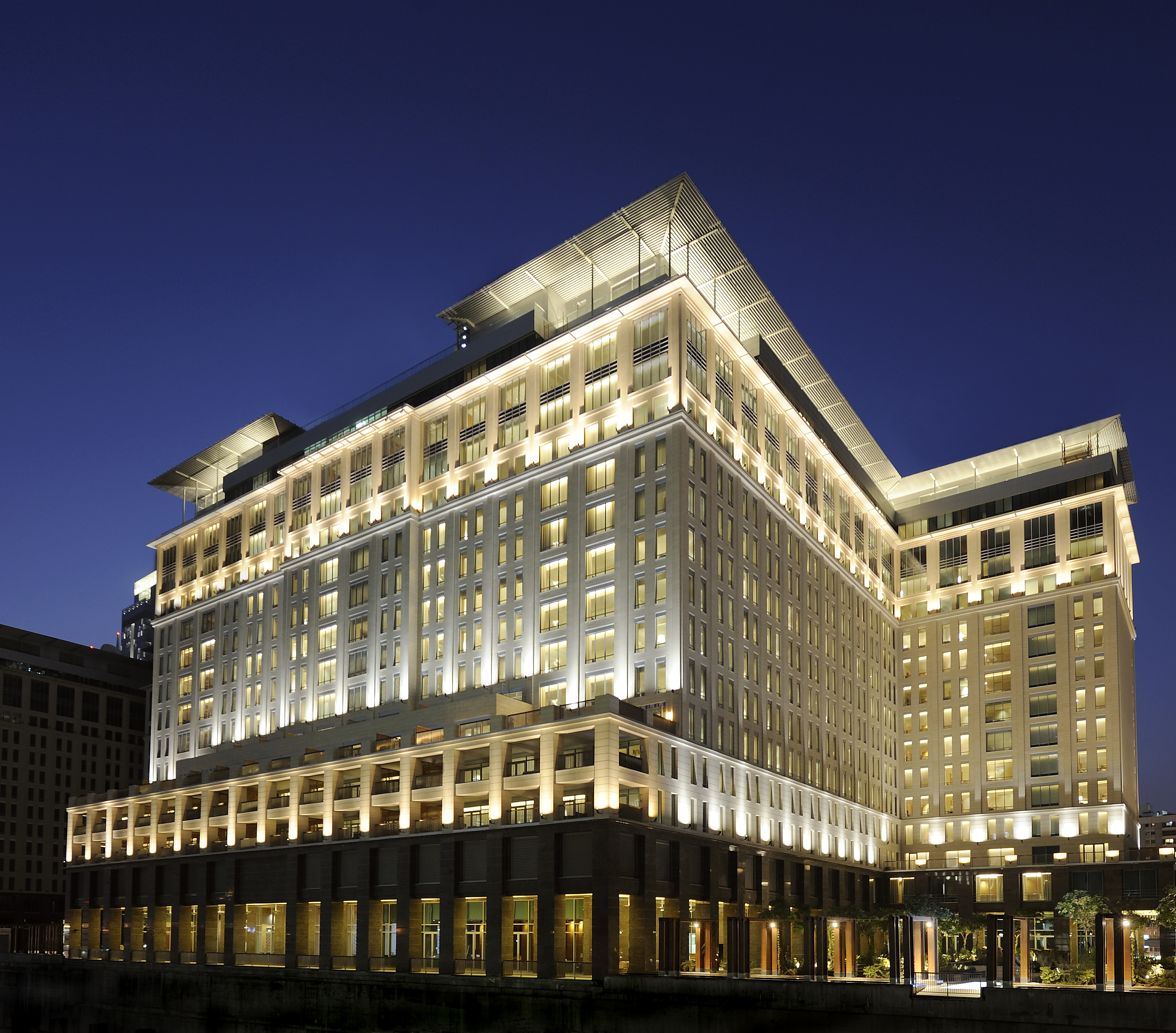 Ritz-Carlton, DIFC Exterior HighRes