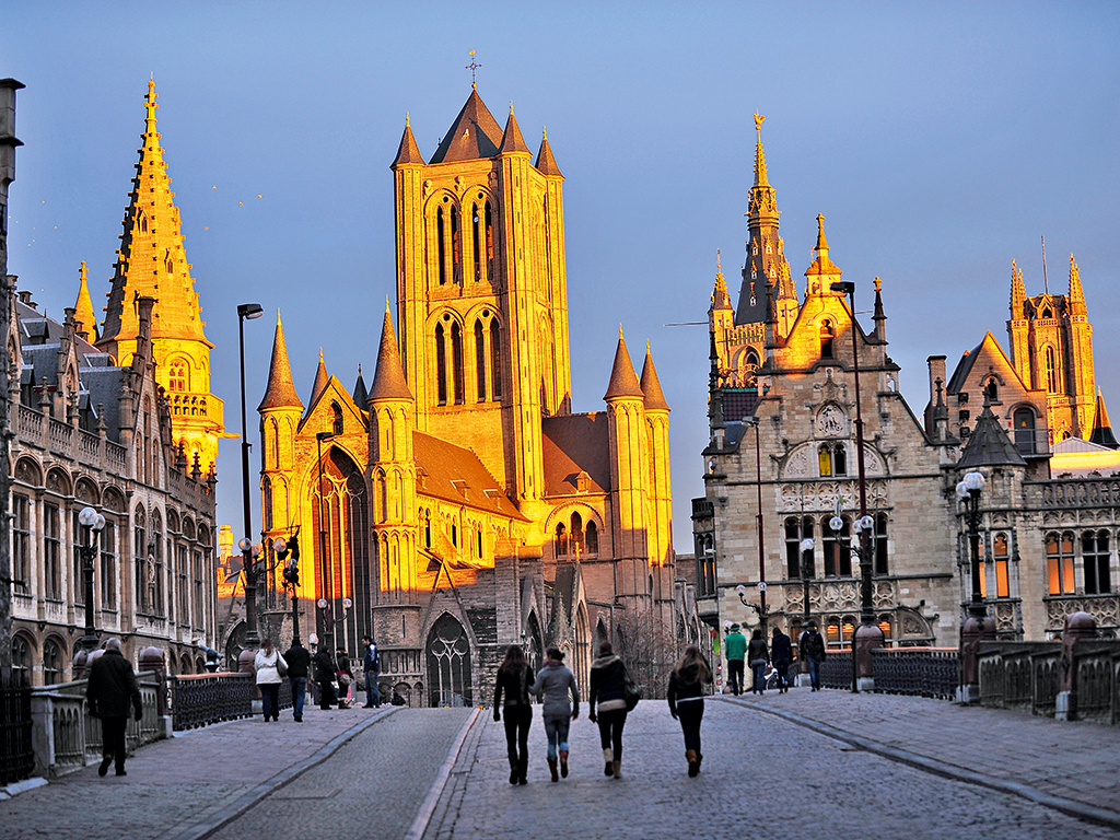 The region of Flanders encompasses cities such as Brussels, Antwerp and Bruges, which each have excellent transport links and a diversity of culture, taste and history