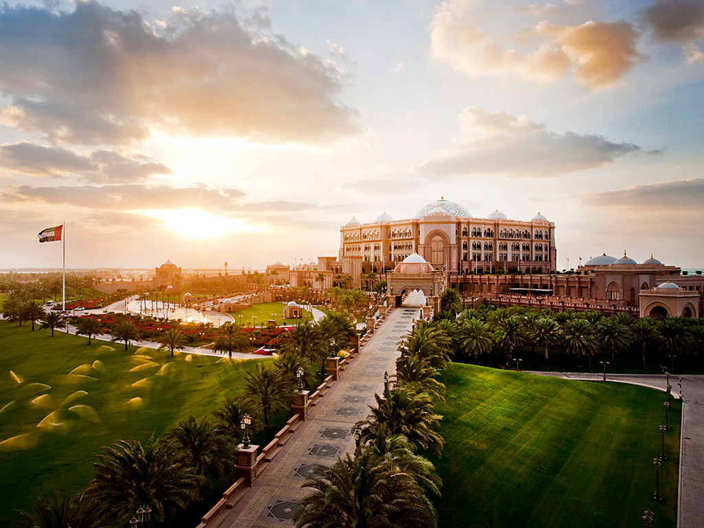 Emirates Palace is built on 85 hectares of landscaped lawns. The hotel is run by Kempinski Hotels, which manages an extensive portfolio of properties in Europe, the Middle East, Africa and Asia