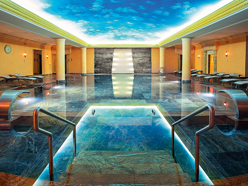 The luxurious Turkish bath at Swiss Diamond Hotel Prishtina. The spa at the resort is equipped with first-class facilities such as an infrared sauna, Turkish bath and whirlpool jacuzzi
