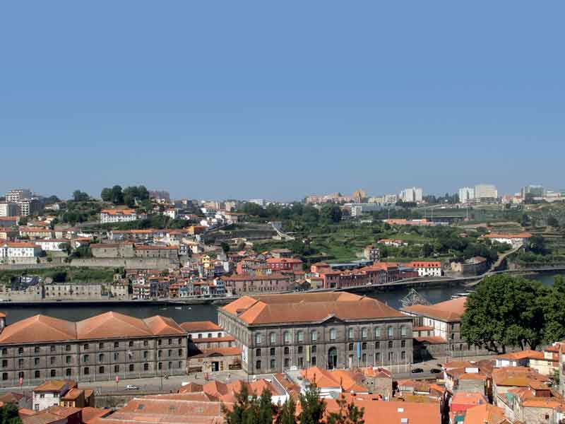 The Alfândega Porto Congress Centre sits in the heart of Porto, on the banks of the Douro River